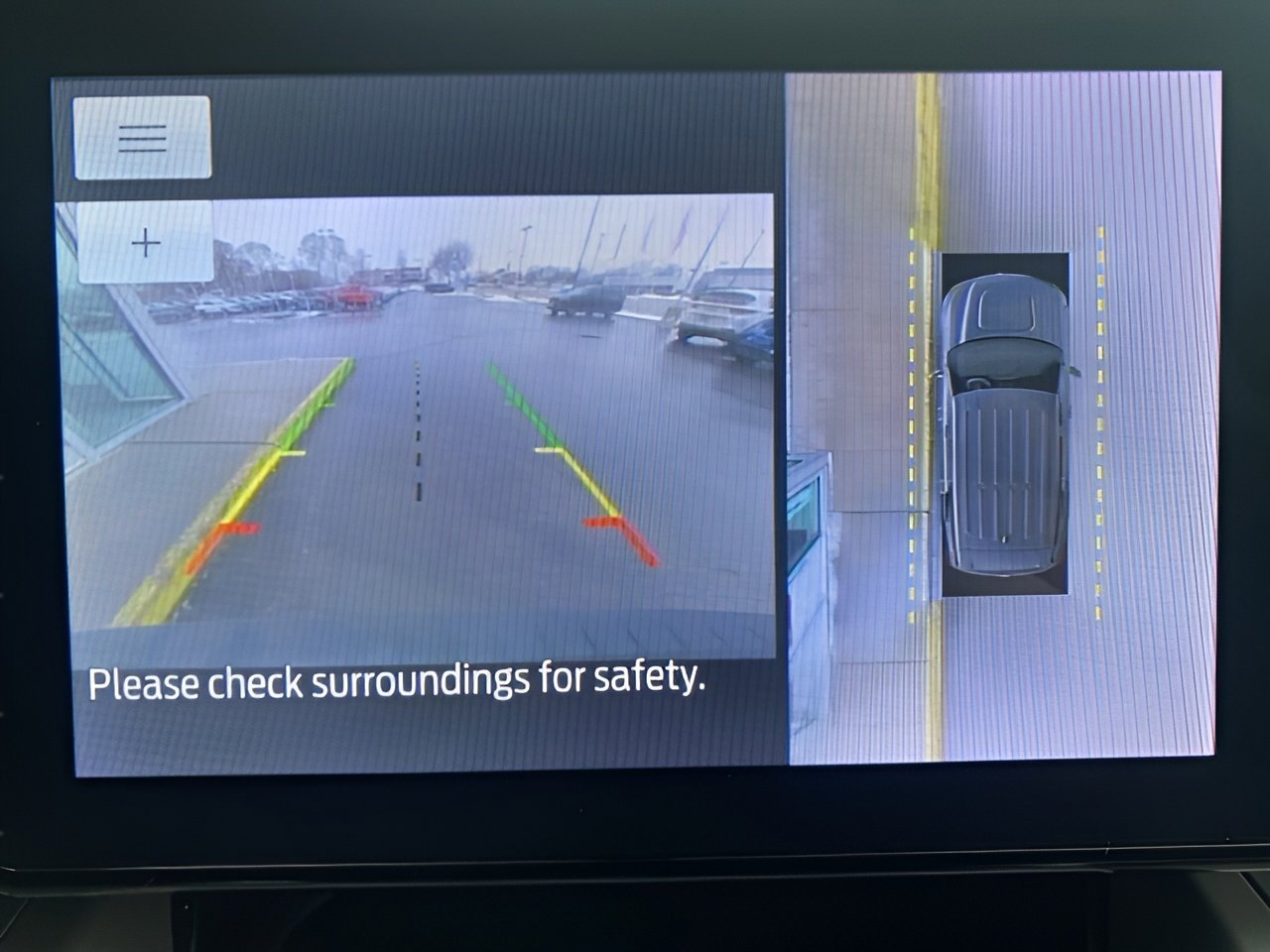 Used 2023 Ford Explorer XLT w/ Equipment Group 202A image 24