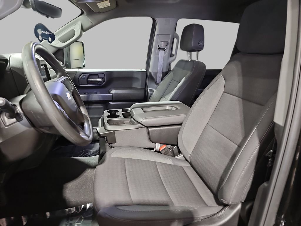 Certified 2024 Chevrolet Silverado 2500 Custom w/ Custom Value Package image 18