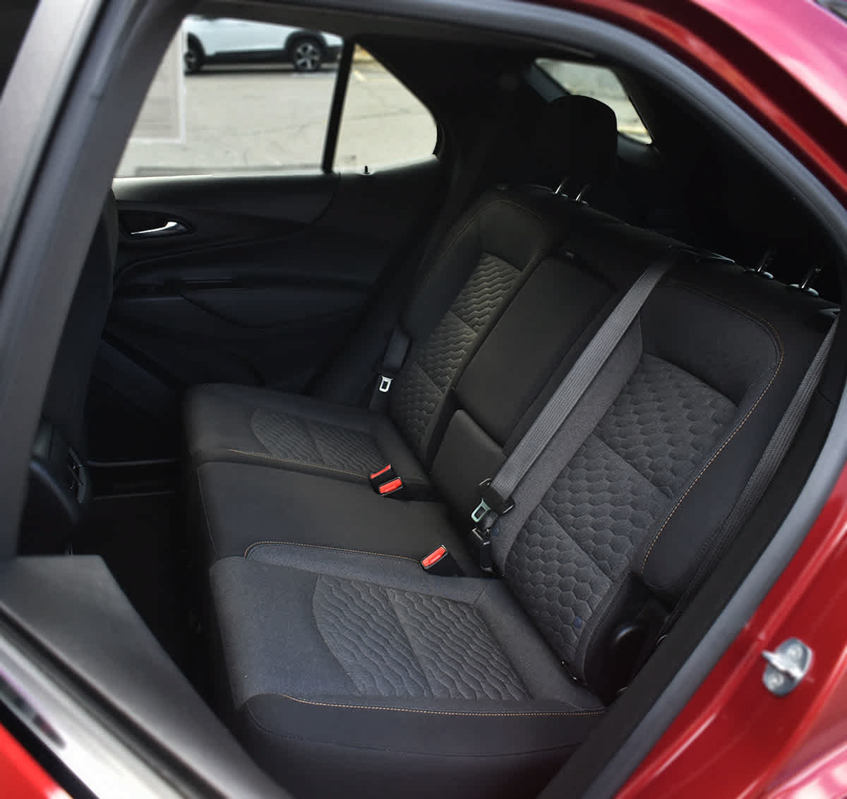 Used 2021 Chevrolet Equinox LT FWD image 11