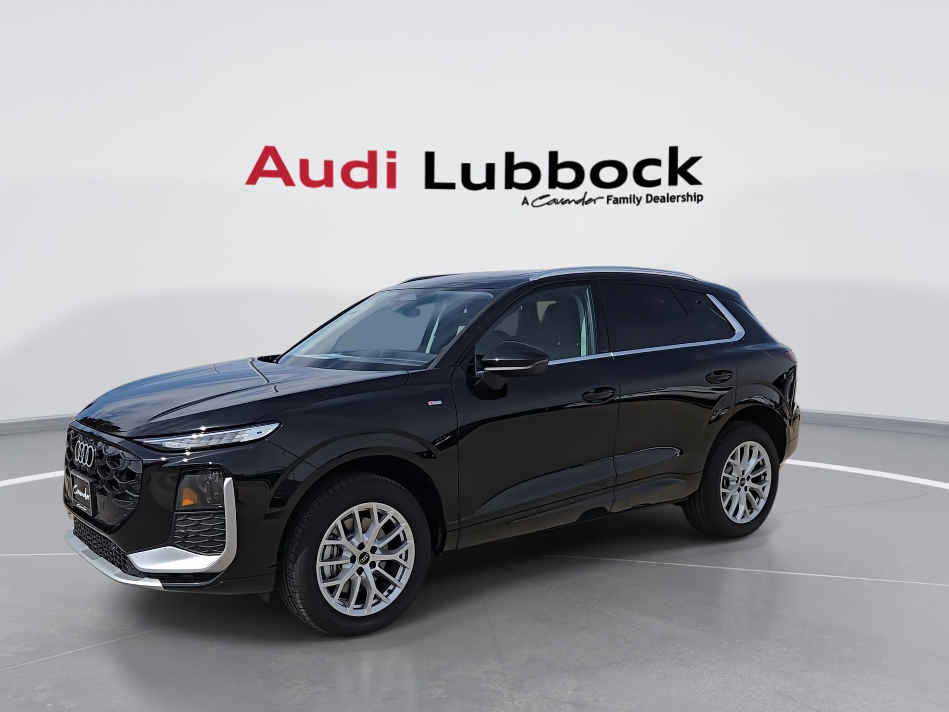 New 2026 Audi Q3 quattro 2.0T AWD/4WD image 4