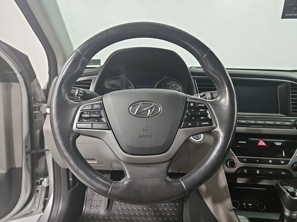 Used 2018 Hyundai Elantra Value Edition w/ Cargo Package FWD image 15