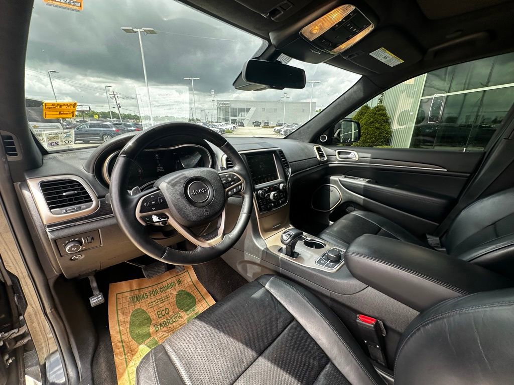 Used 2015 Jeep Grand Cherokee Summit AWD/4WD image 12