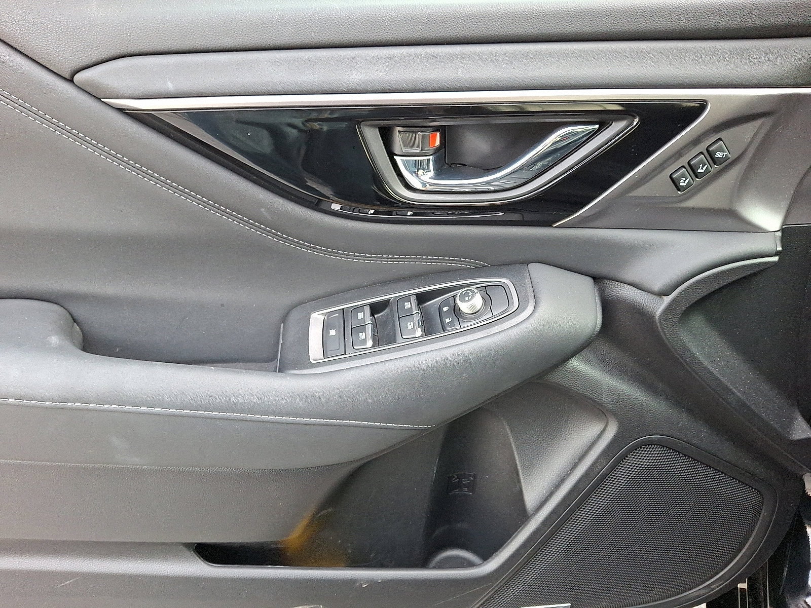 Used 2023 Subaru Legacy Limited image 12