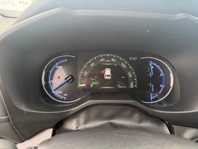 Used 2025 Toyota RAV4 XLE AWD/4WD image 17