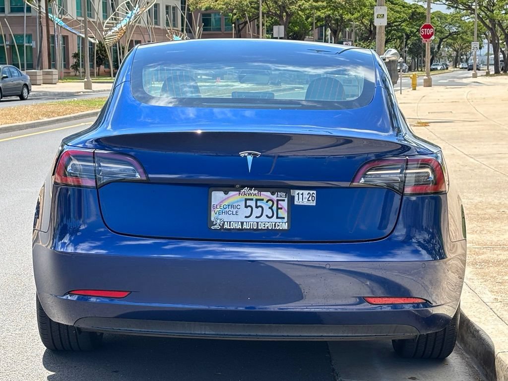 Used 2018 Tesla Model 3 Mid Range RWD image 4