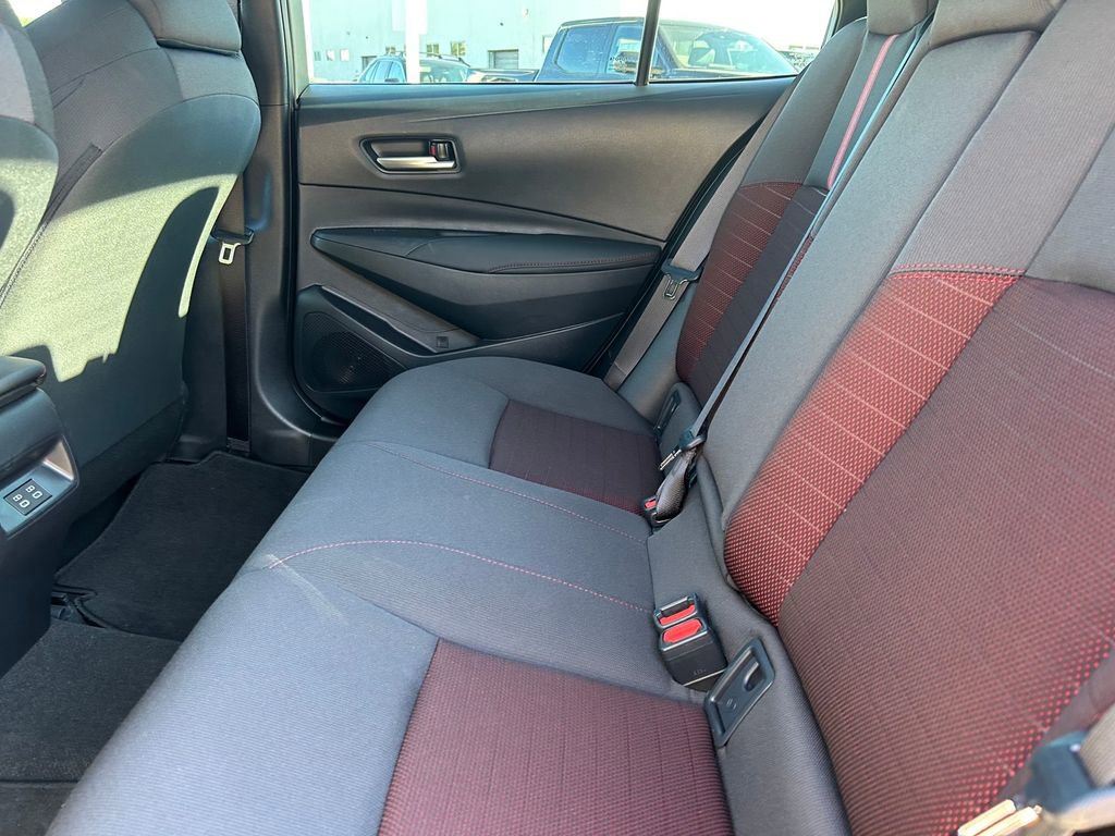 Used 2025 Toyota Corolla SE image 15