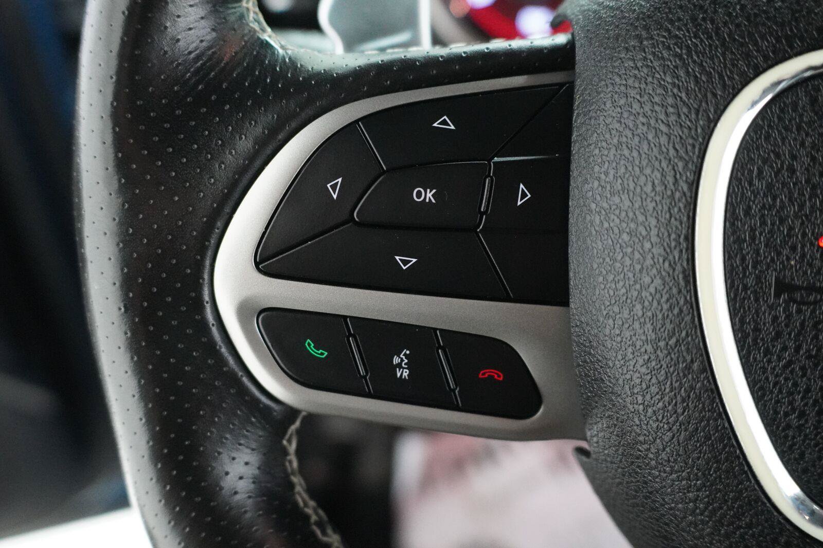 Used 2022 Dodge Challenger SRT Hellcat RWD image 8