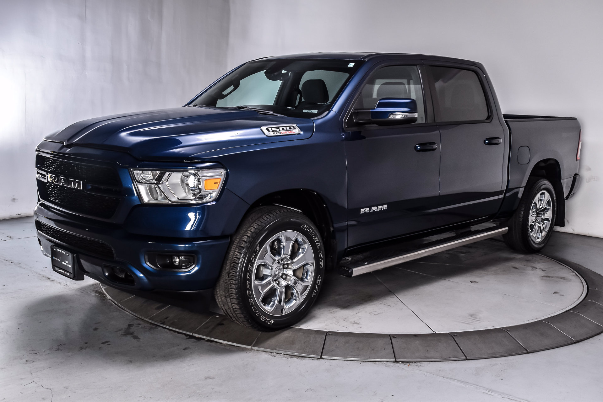 Used 2023 RAM 1500 Big Horn AWD/4WD image 3