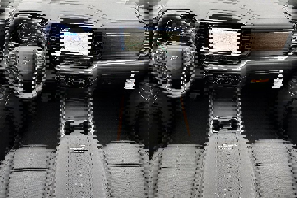 New 2025 Chevrolet Silverado 3500 High Country w/ Midnight Edition image 13