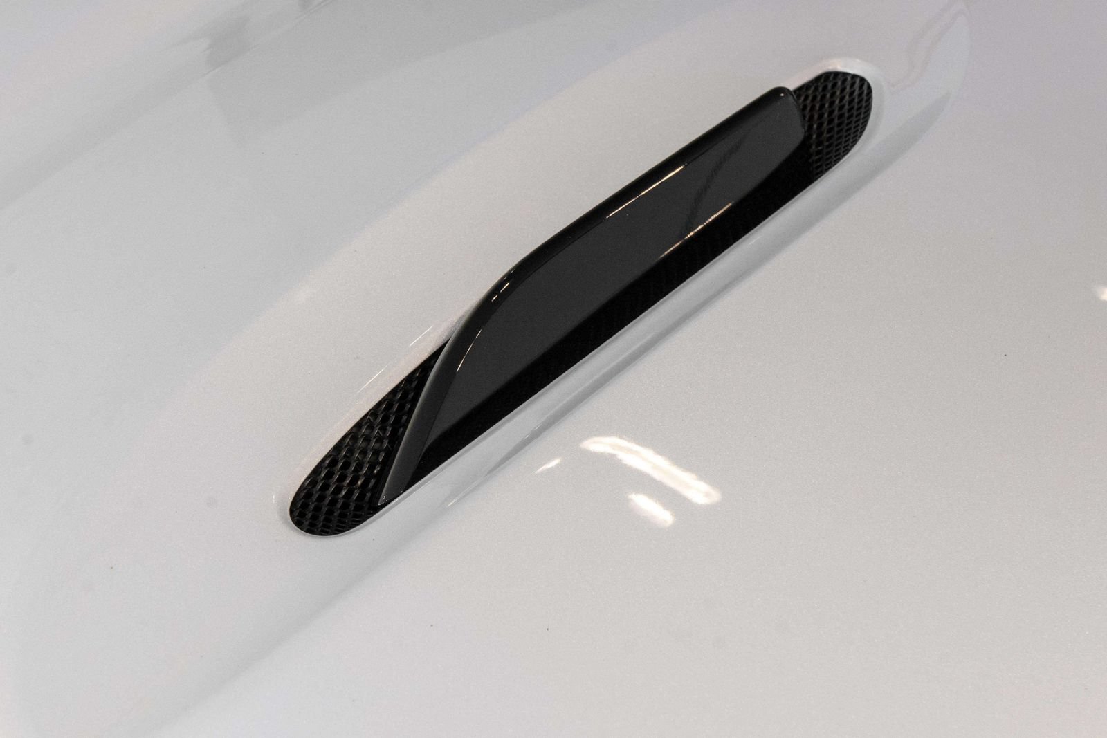New 2026 Aston Martin DBX S AWD/4WD image 70