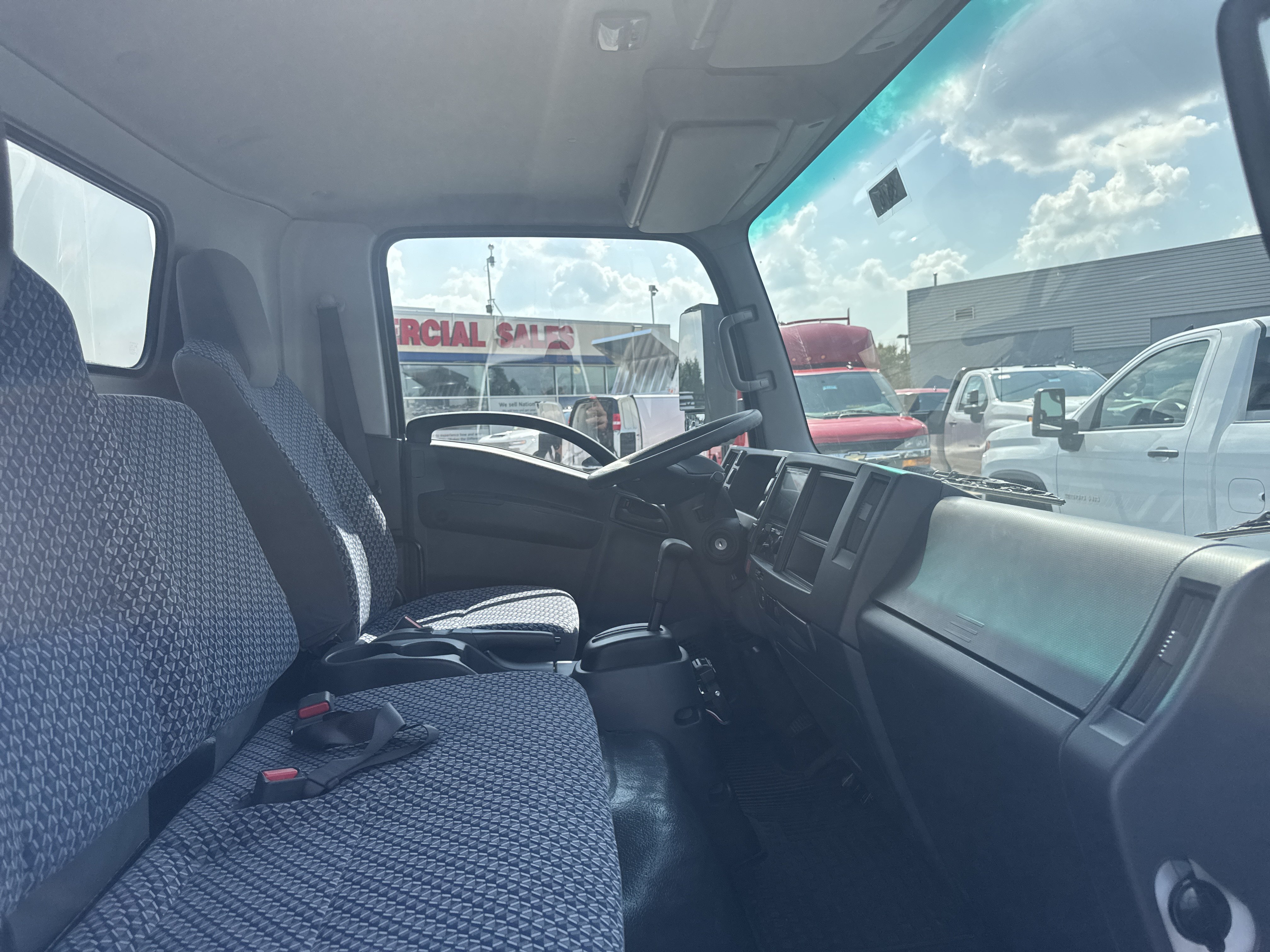Used 2024 Chevrolet Low Cab Forward RWD image 19