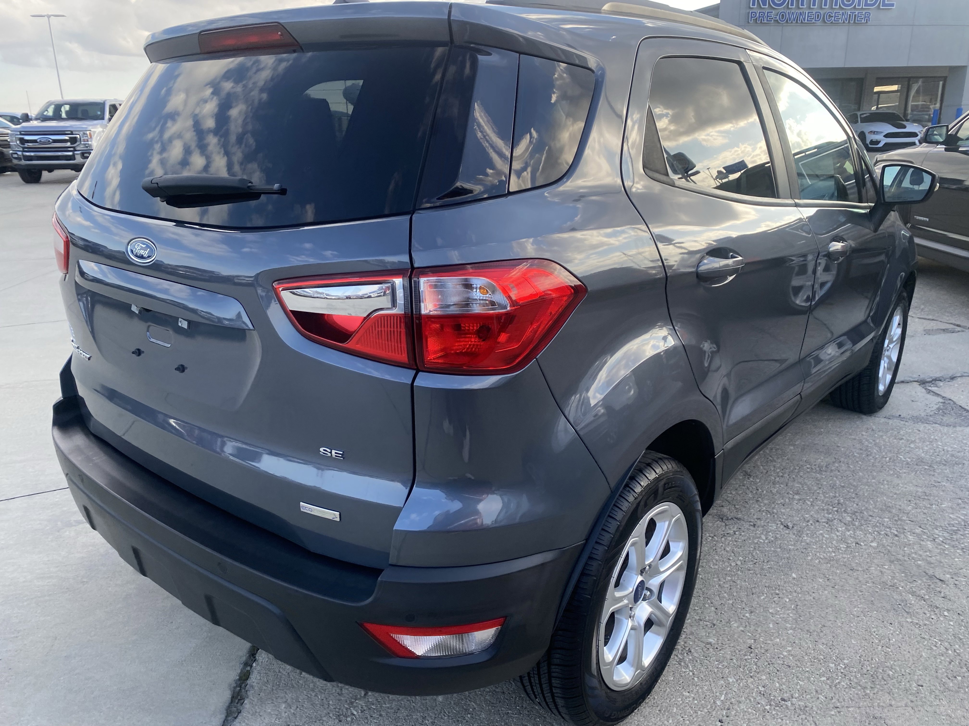 Used 2019 Ford EcoSport SE w/ SE Convenience Package image 6
