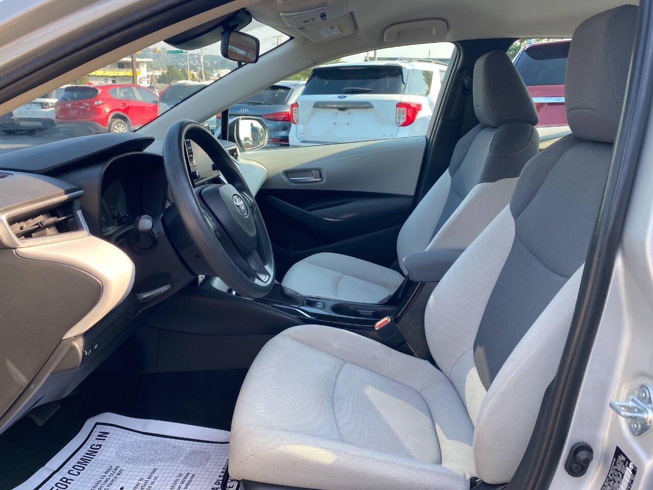 Used 2021 Toyota Corolla L w/ Carpet Mat Package (TMS) FWD image 9