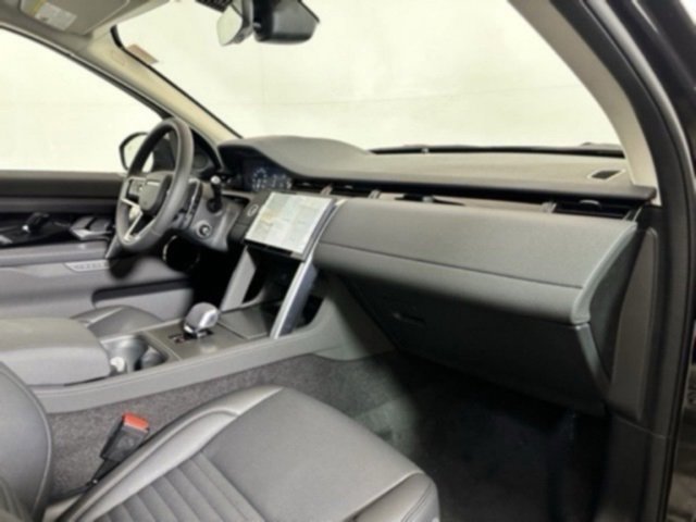 New 2025 Land Rover Discovery Sport S image 14