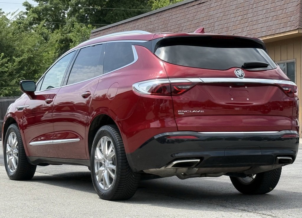 Used 2022 Buick Enclave Premium w/ Surround and Sites Package image 3