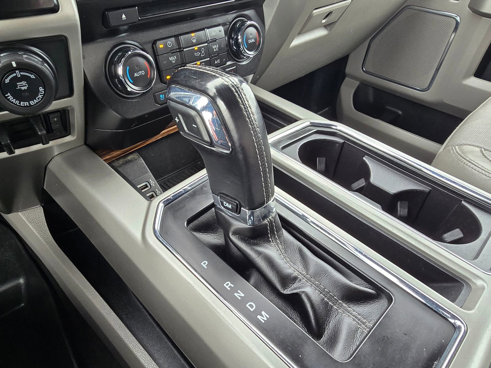 Used 2018 Ford F150 Lariat image 28