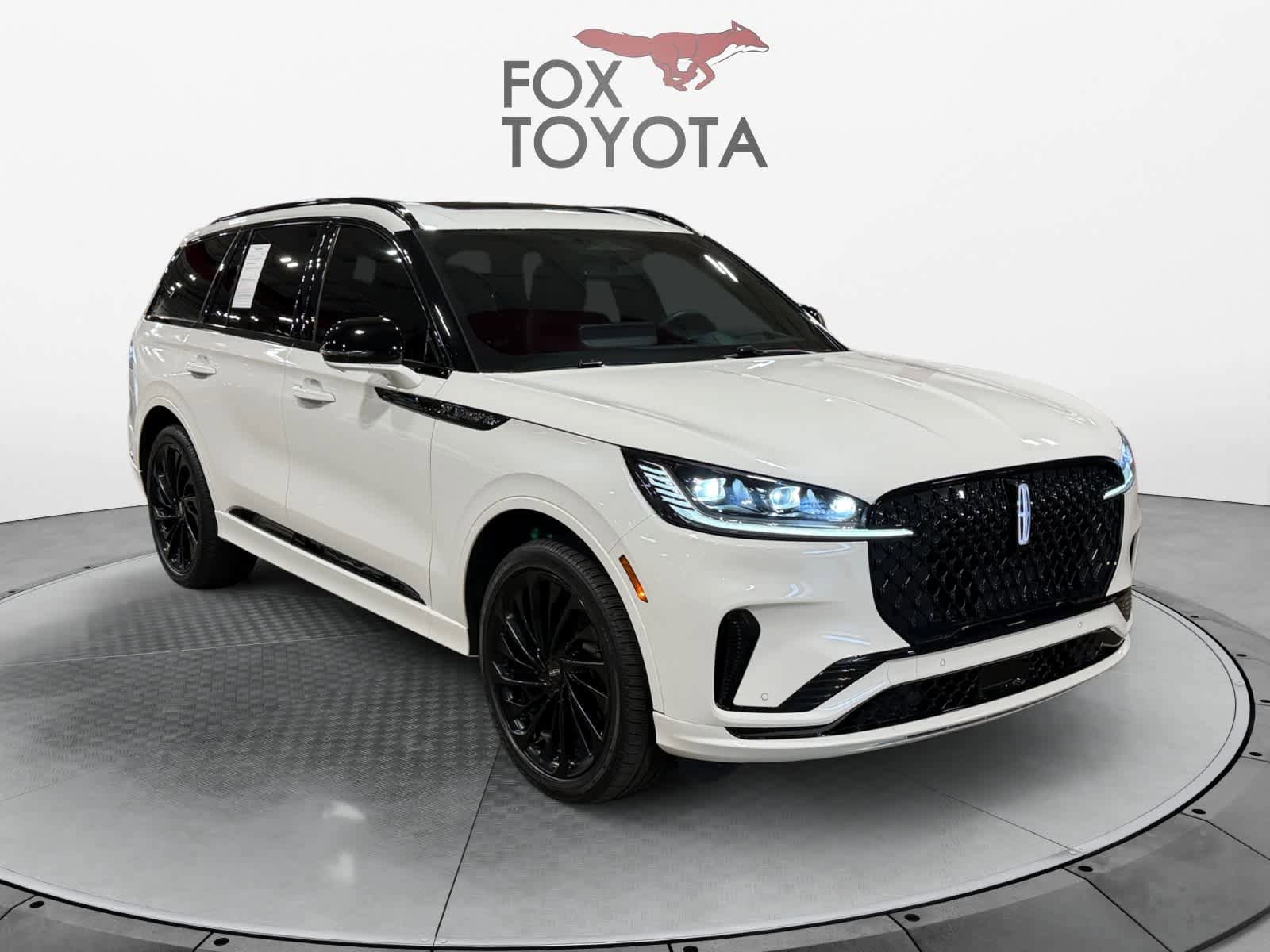 Used 2025 Lincoln Aviator Reserve w/ Equipment Group 201A AWD/4WD image 8