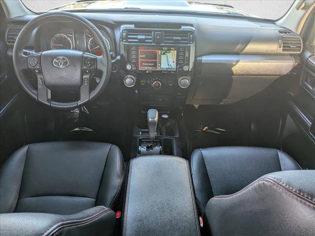 Used 2022 Toyota 4Runner TRD Off-Road Premium AWD/4WD image 17