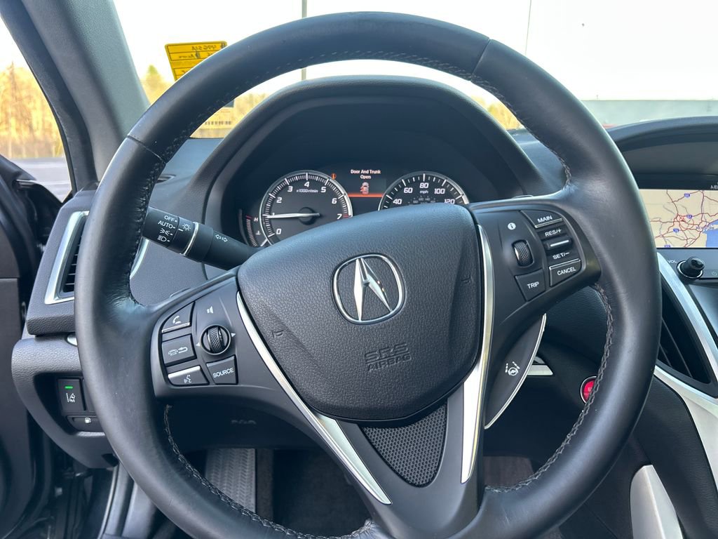Used 2016 Acura TLX w/ Technology Package image 22