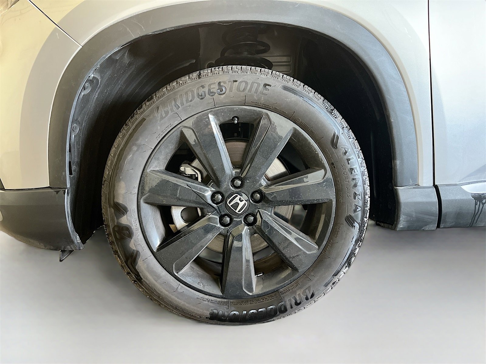 Used 2024 Honda Pilot Elite image 35