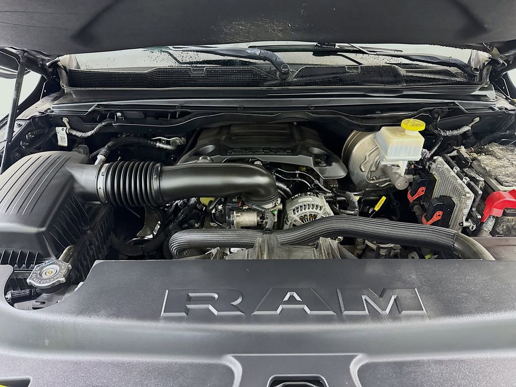 Used 2019 RAM 1500 Laramie AWD/4WD image 30
