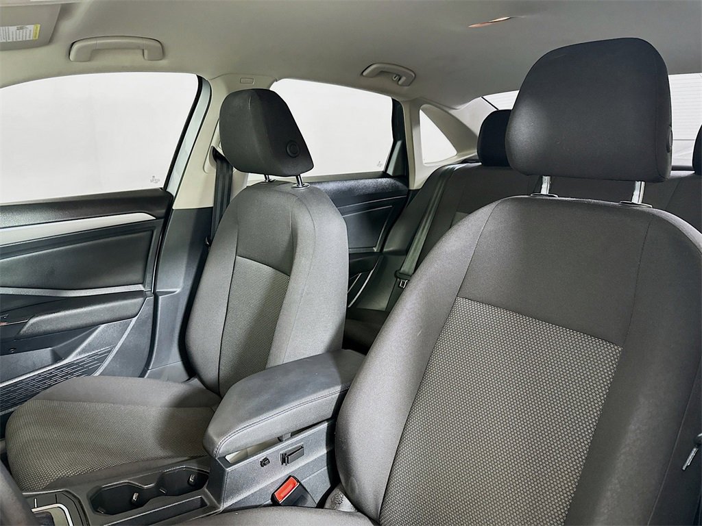 Used 2021 Volkswagen Jetta S image 8