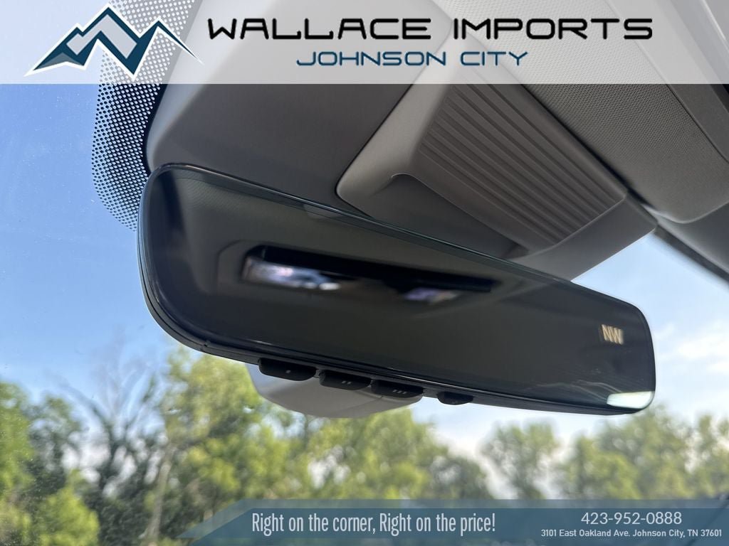 New 2025 Volkswagen Tiguan SE AWD/4WD image 32