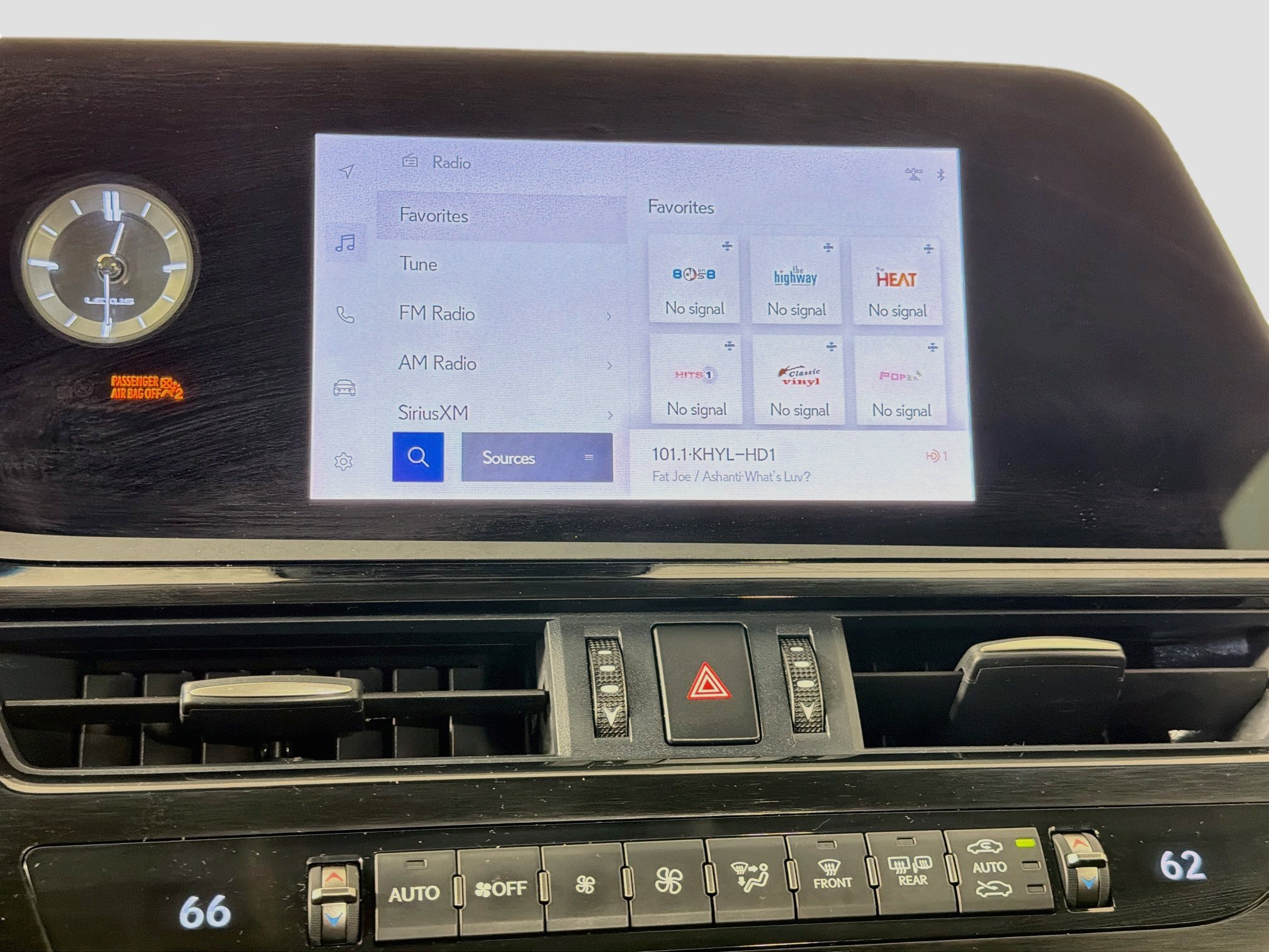 Used 2024 Lexus ES 350 w/ Accessory Package (Z1) FWD image 21