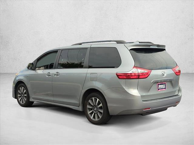 Used 2018 Toyota Sienna XLE AWD/4WD image 8
