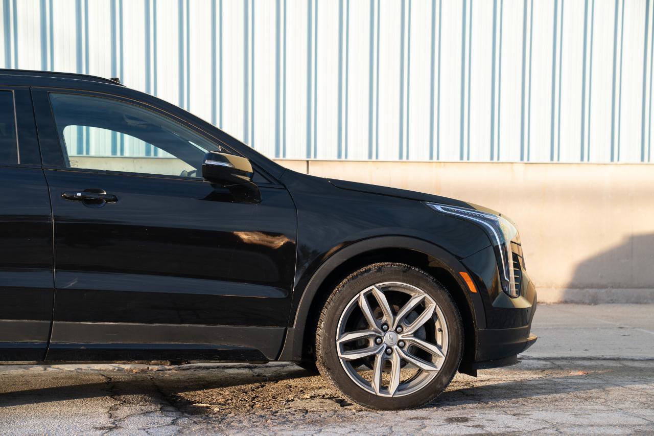 Used 2023 Cadillac XT4 Sport image 11