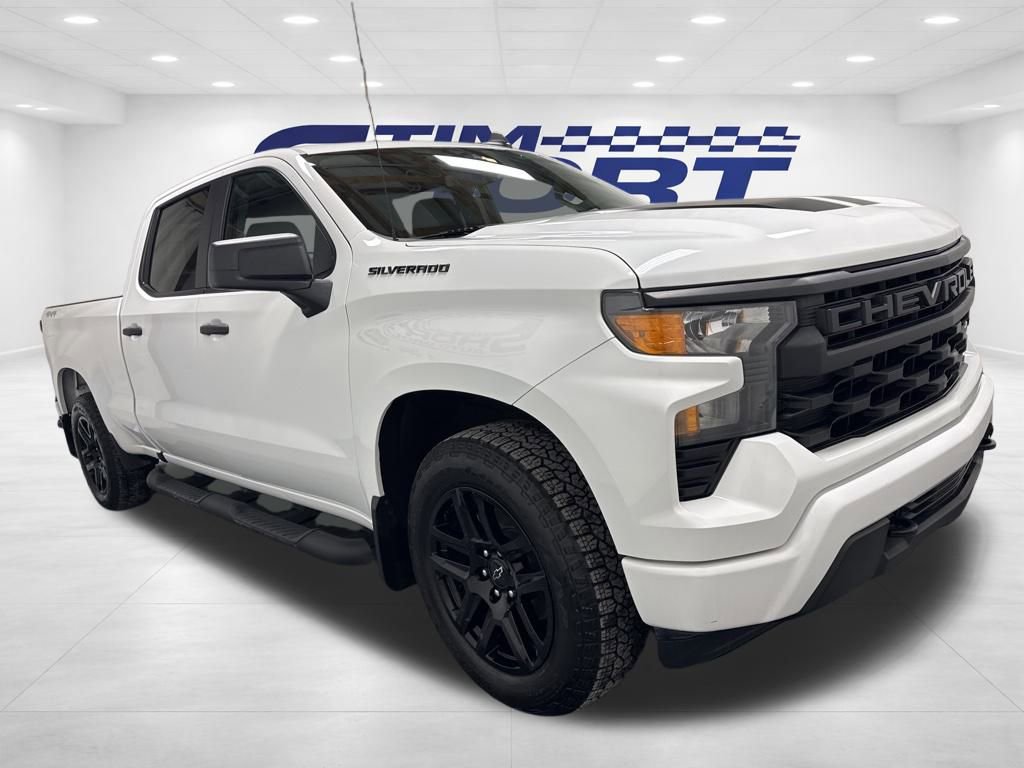 Used 2023 Chevrolet Silverado 1500 Custom w/ Rally Edition image 3
