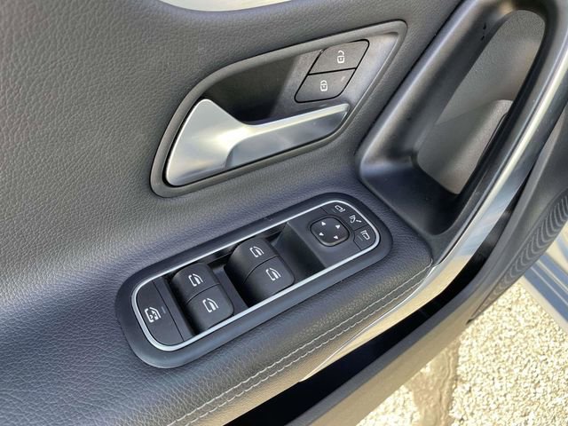 Used 2025 Mercedes-Benz CLA 250 4MATIC image 18
