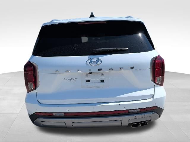 Used 2023 Hyundai Palisade Limited image 4