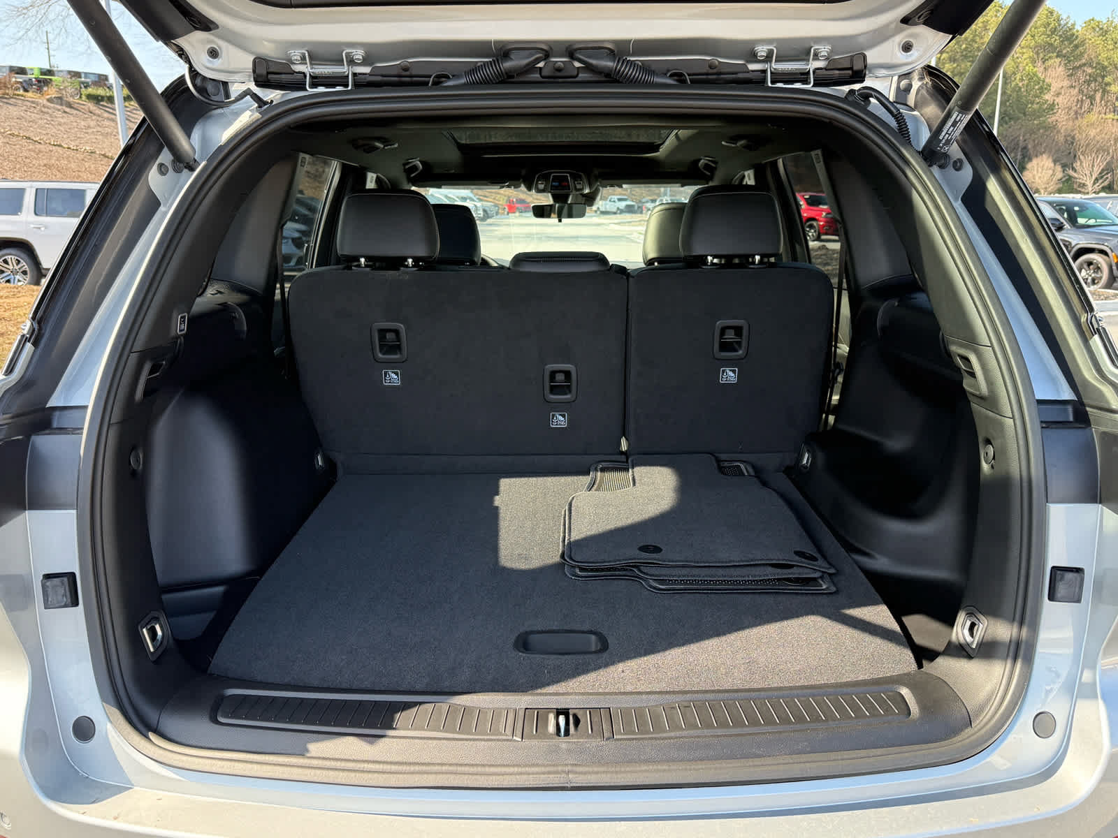 New 2025 Jeep Grand Cherokee Limited AWD/4WD image 29
