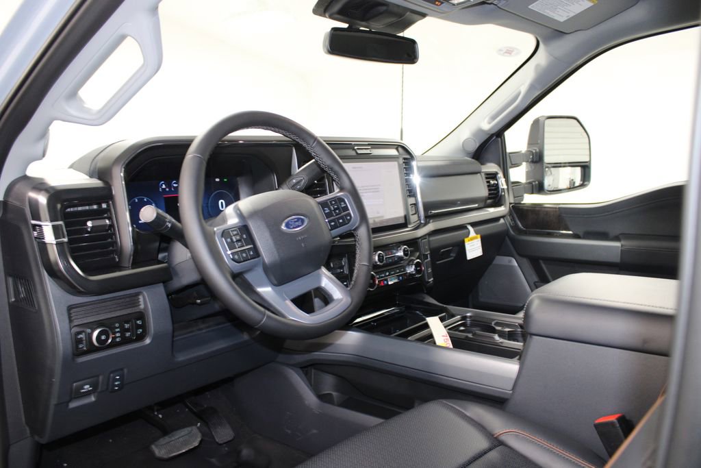 New 2026 Ford F250 Lariat w/ Black Appearance Package image 25