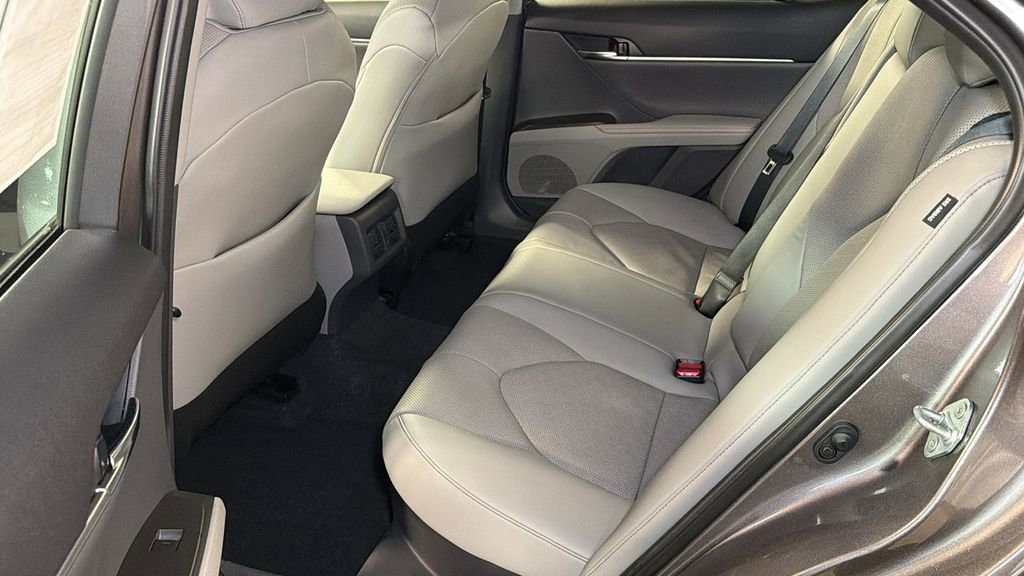 Used 2024 Toyota Camry XSE w/ Navigation Package image 13