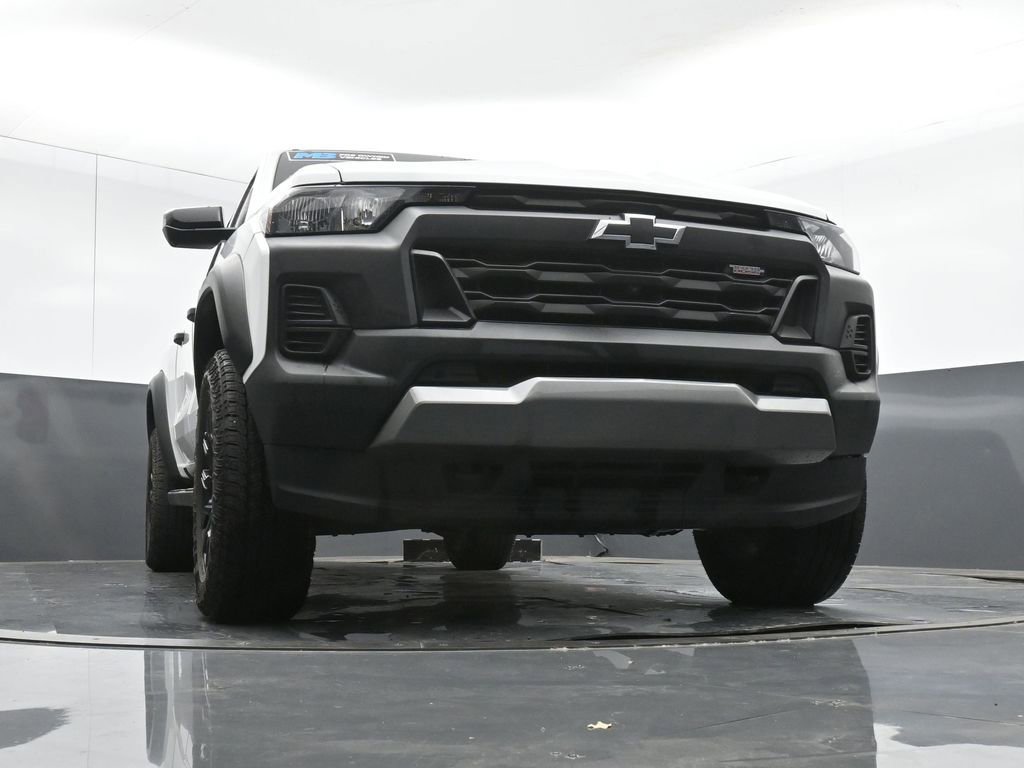 Used 2024 Chevrolet Colorado Trail Boss w/ Technology Package image 45