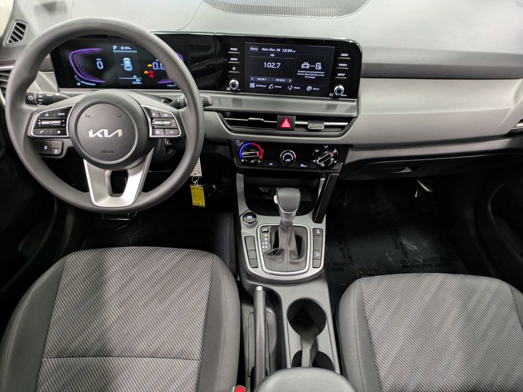 Certified 2025 Kia Seltos LX image 24