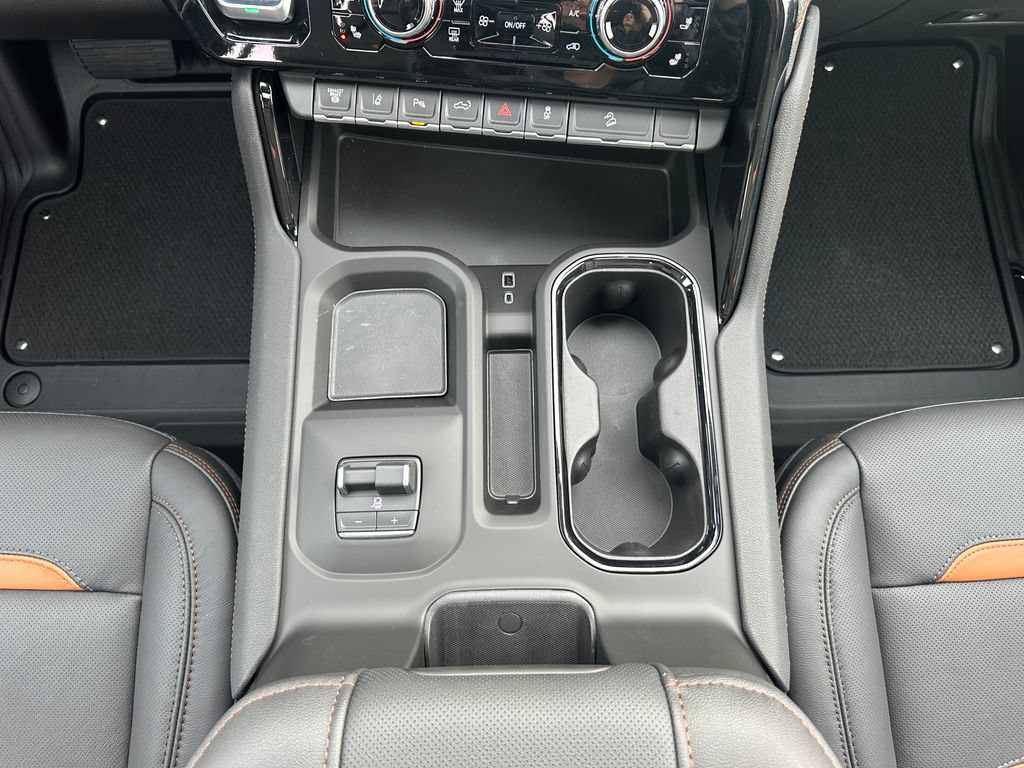 New 2026 GMC Sierra 2500 AT4 w/ AT4 Premium Plus Package AWD/4WD image 36