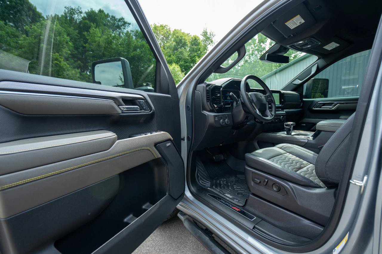 Used 2024 Chevrolet Silverado 1500 ZR2 w/ ZR2 Bison Edition AWD/4WD image 13
