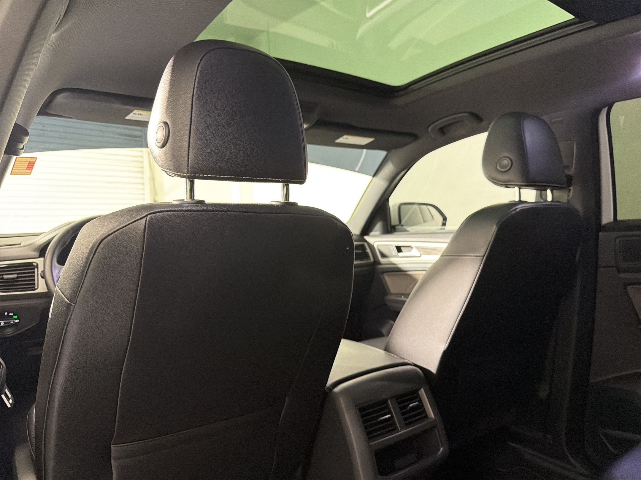 Used 2022 Volkswagen Atlas Cross Sport SE w/ Panoramic Sunroof Package AWD/4WD image 27