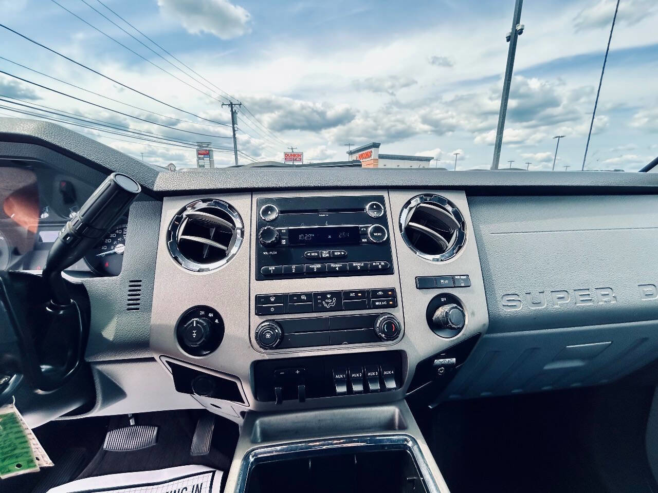 Used 2014 Ford F250 XLT w/ XLT Interior Package image 15