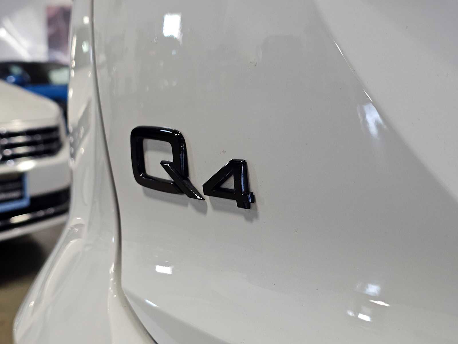 Used 2024 Audi Q4 e-tron Premium Plus image 14