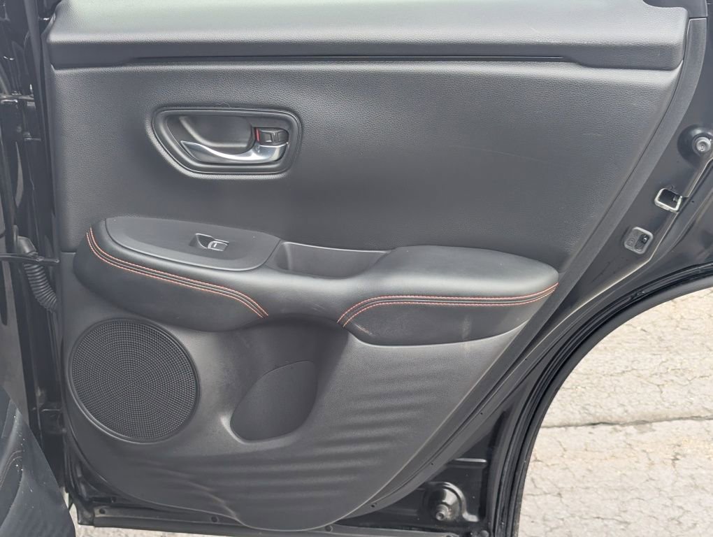 Used 2023 Honda HR-V Sport image 11