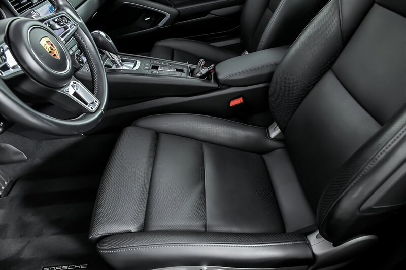 Used 2018 Porsche 911 GT3 RS image 16