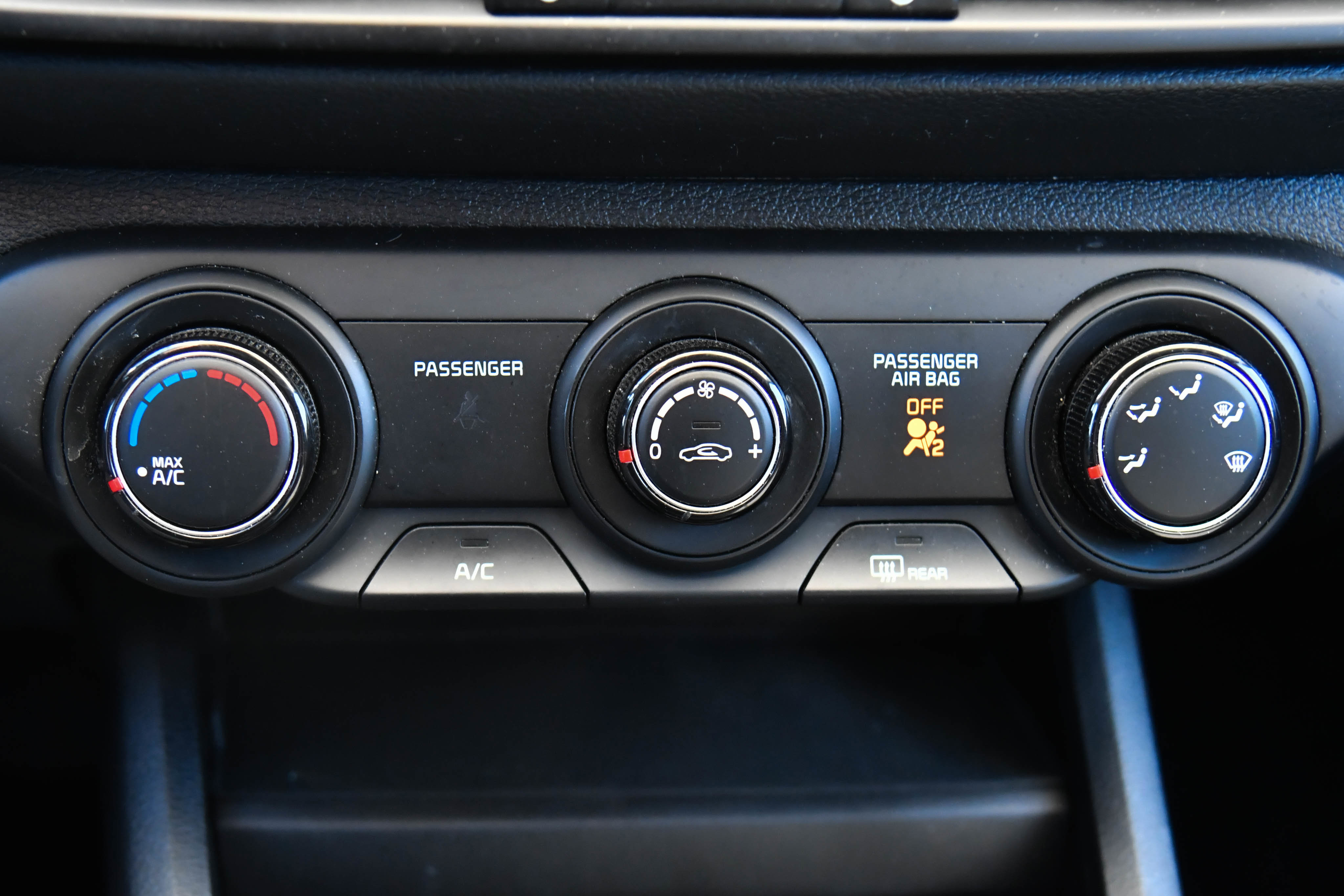 Used 2024 Kia Forte LXS w/ LXS Technology Package FWD image 21