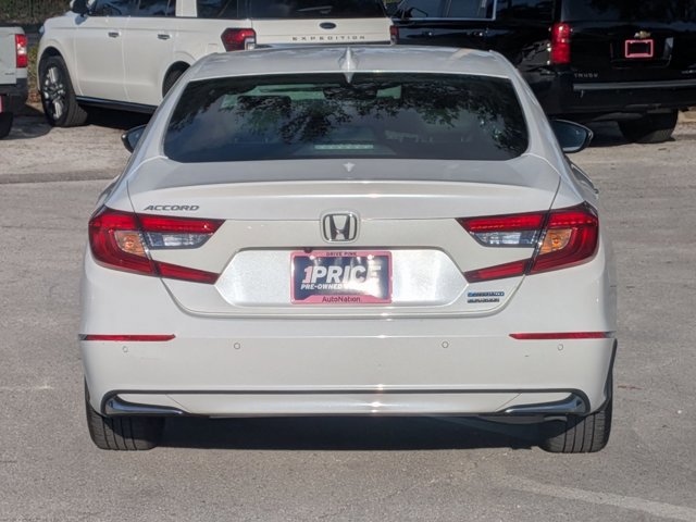 Used 2019 Honda Accord Touring image 6