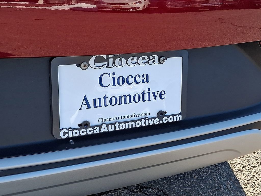 Used 2023 Buick Encore GX Select image 33