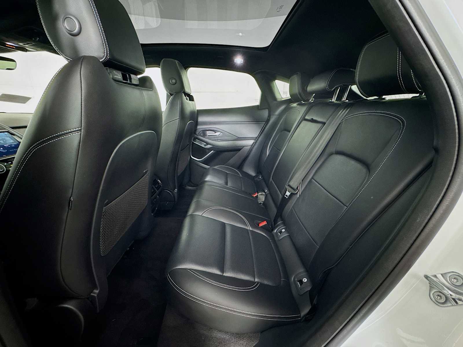 Used 2024 Jaguar E-PACE R-Dynamic SE image 22