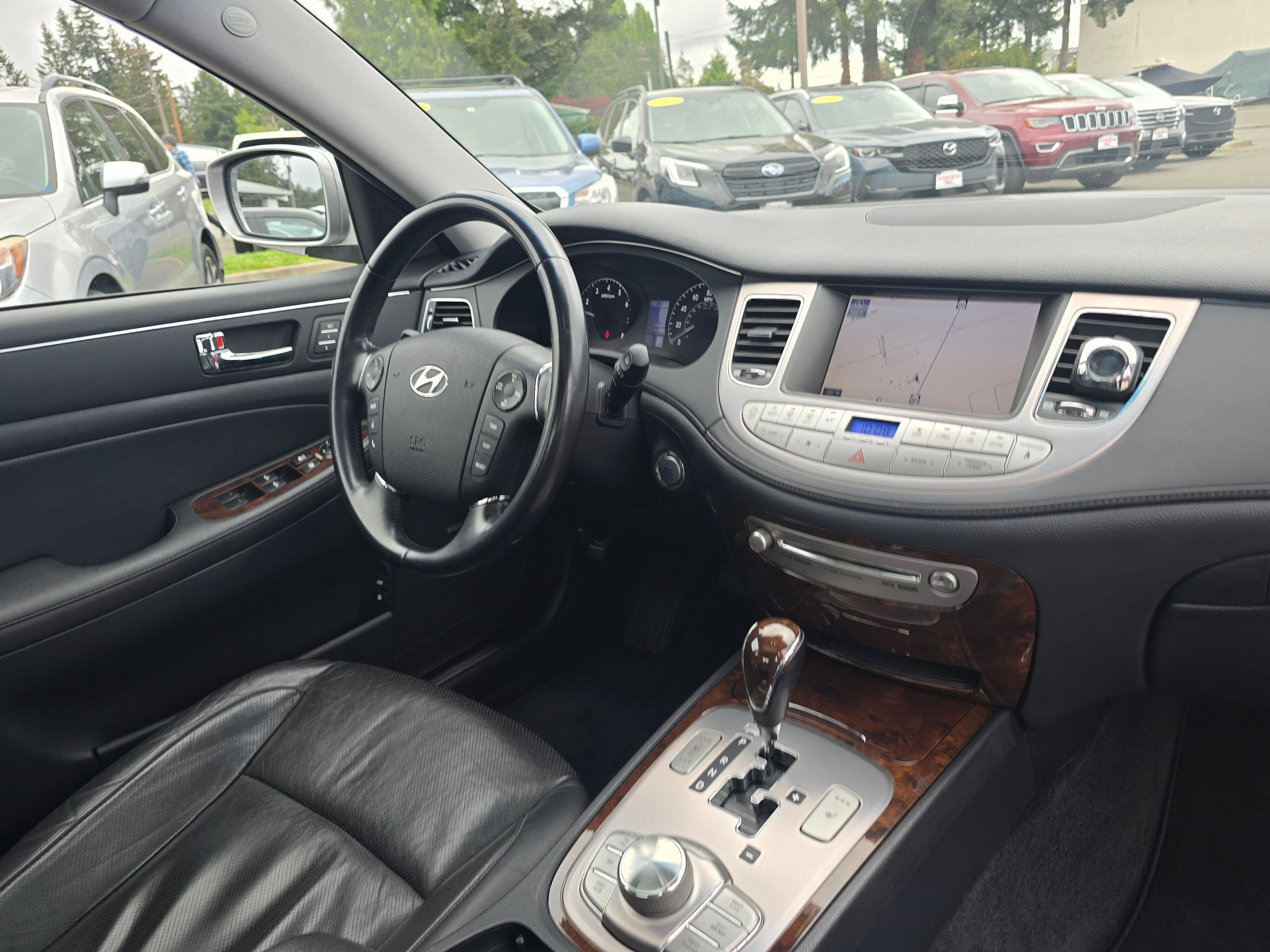 Used 2009 Hyundai Genesis 3.8 w/ Technology Pkg 4 RWD image 10
